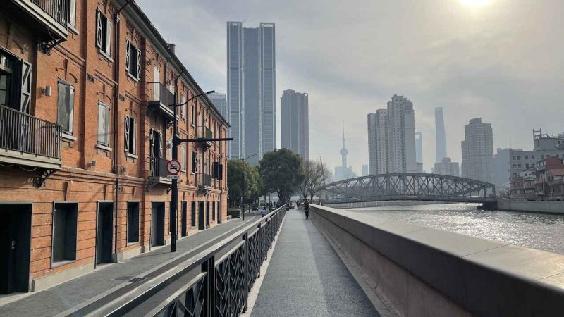 SUZHOU RIVER Walk Way