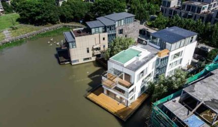 Shanghai Minimalist Mansion